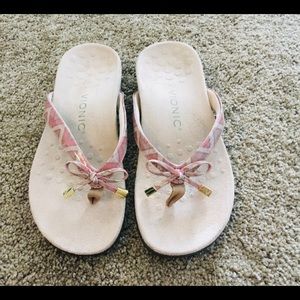 Vionic Sandals  pink and beige Sz 6